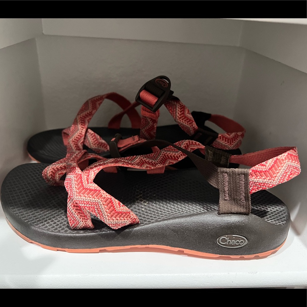 Chacos size 11 womens sandals